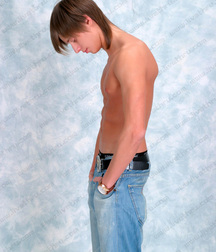 Artem 5b49736029148.jpg