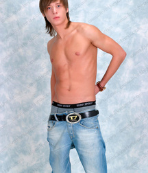 Artem 5b4973686d5cc.jpg
