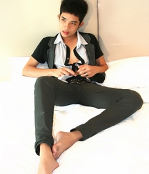 Mos and his dildo 5b5140b862bd1.jpg