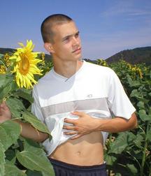 Ondrej 5b51425b5cfc6.jpg