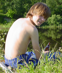 Artiom 5b53f5065d0ac.jpg
