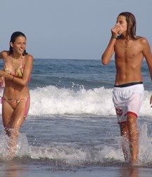 Beachboy 5b53f6132c8e7.jpg