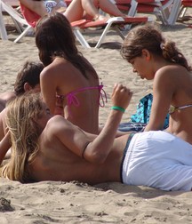 Beachboy 5b53f65040397.jpg