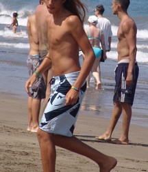 Beachboy 5b53f6aeb4776.jpg