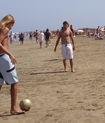 Beachboy 5b53f6c0d8839.jpg