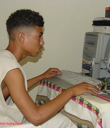 Leonel 5b5fb82d83040.jpg