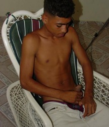Leonel 5b5fb838cb8c6.jpg