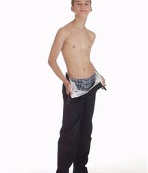 Niklas 5b5fbe5f44bf8.jpg