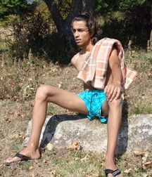 hot outdoor jerk 5b5fc31a6e6c4.jpg