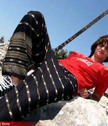Rene 5b6261f073acb.jpg