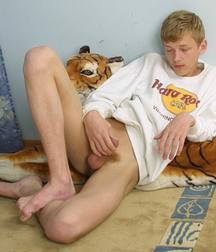 Cory 5b7233b9aad42.jpg
