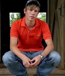Cute Blonde 5b74dad19b65e.jpg