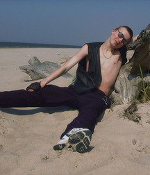 Karl 5b7a90489c004.jpg