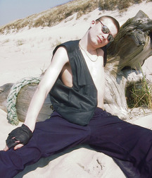 Karl 5b7a90499f92b.jpg