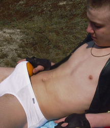 Karl 5b7a906a49bd6.jpg