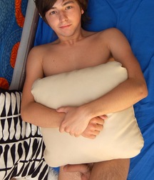 Matvey 5b7e0d54f2079.jpg
