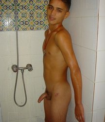 Adil 5b7e10946df06.jpg