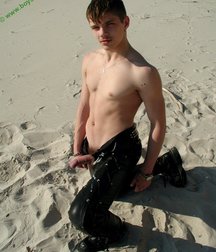 Cody 5b7e12fe37499.jpg