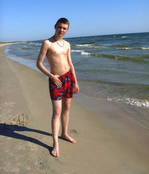 Karl 5b80cf32eb54f.jpg
