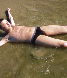 Karl 5b80cf4a702eb.jpg