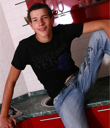 Guillaume 5b85f53d91f9b.jpg