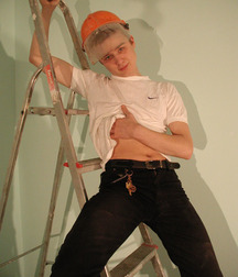 Karl 5b85fa0142308.jpg