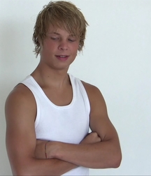 Brian 5b8f38a9bbd39.jpg