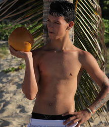 Evert 5b95764775dca.jpg