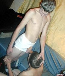 Sasha and Anton 5bc69117797c5.jpg