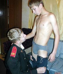 Sasha and Anton 5bc691303aaec.jpg