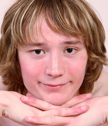 Loren 5c4686e34b59e.jpg