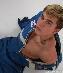 Danny 5c525550c1405.jpg
