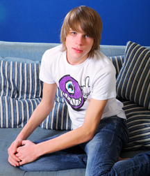 Christy 5c661ea9e6257.jpg