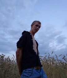 Christian  5c8245bda455a.jpg