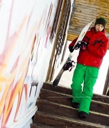 Aaron-Snowboard 5c95a6eb02c70.jpg