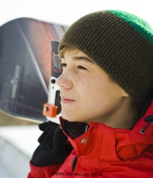 Aaron-Snowboard 5c95a70e2bb61.jpg
