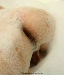 Aaron-bathroom 5c95aa309b5c0.jpg