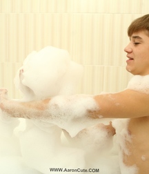 Aaron-bathroom 5c95aa3a22a33.jpg