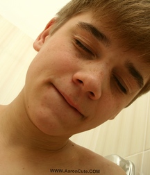 Aaron-bathroom 5c95aa6a1d045.jpg