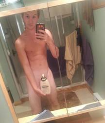 bathroom cutie 5cab143e8ac9c.jpg