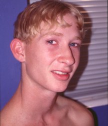 Tommy 5d18e373be78f.jpg