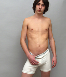 Classic cutie 5d18e5f2763c4.jpg