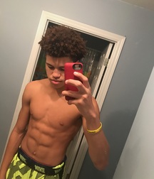 cute athlete 5d2a814f6b023.jpg
