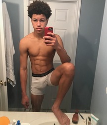 cute athlete 5d2a82887660b.jpg