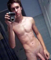 Boys Pose 15 56e9497846288.jpg