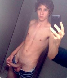 Randomly Hot Guys 580731d066322.jpg