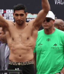 Boys in Versace underwear. 5ae78e7caa912.gif