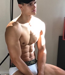 Boys in Versace underwear. 5ae78e9685a09.jpg