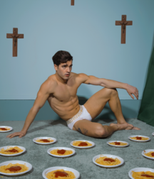 Boys in Versace underwear. 5ae78eb13c34b.png