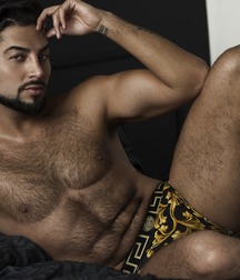 Boys in Versace underwear. 5ae78ee035dc8.jpg